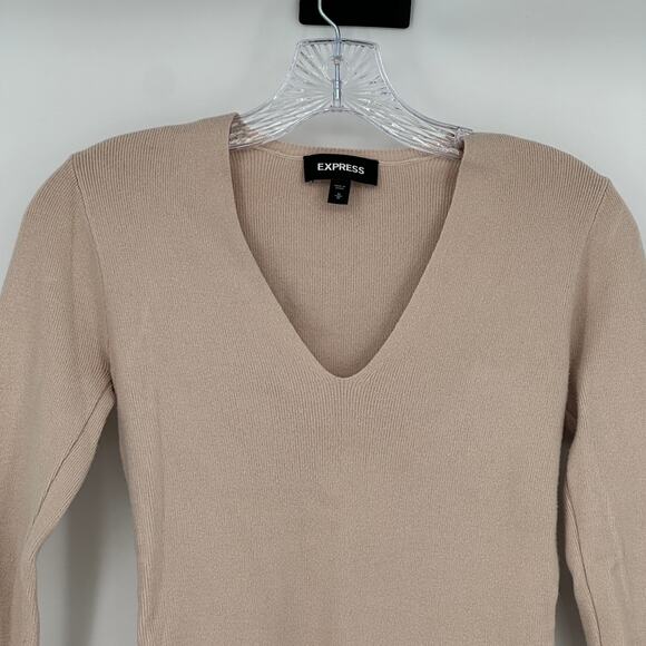 Express Women's Pullover Sweaters Size M Nude Tan Long Sleeve Ribbed Knit V-Neck - Picture 3 of 9